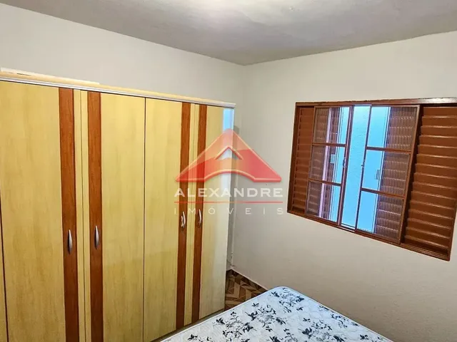 Casa com 280m² 3 quartos e 3 banheiros, à venda, no bairro Vila Tesouro em São José Dos Campos