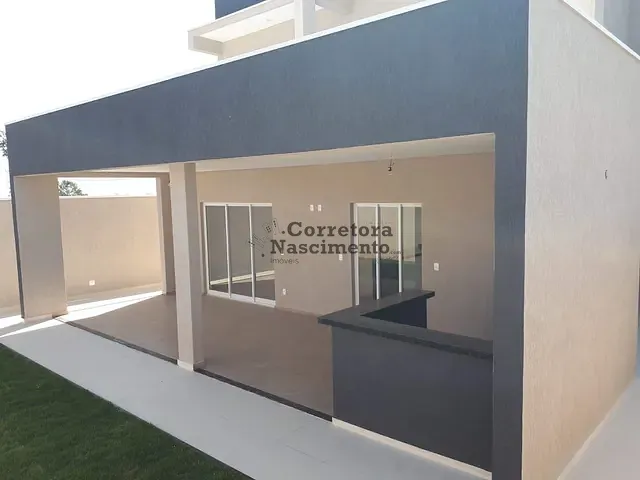 Casa com 300m², à venda, no bairro Residencial Terras do Vale em Caçapava