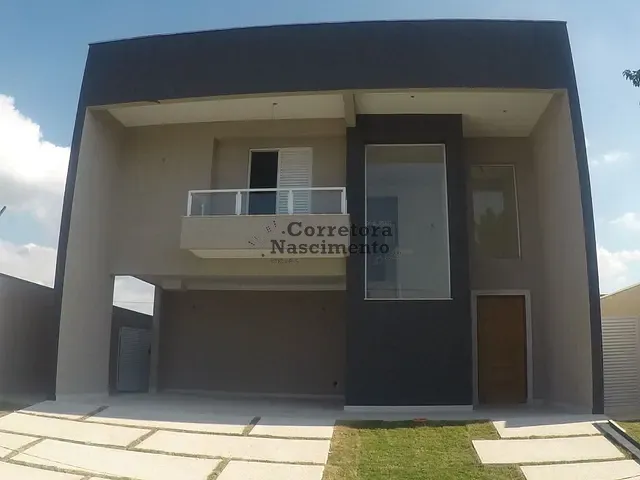Casa com 300m², à venda, no bairro Residencial Terras do Vale em Caçapava