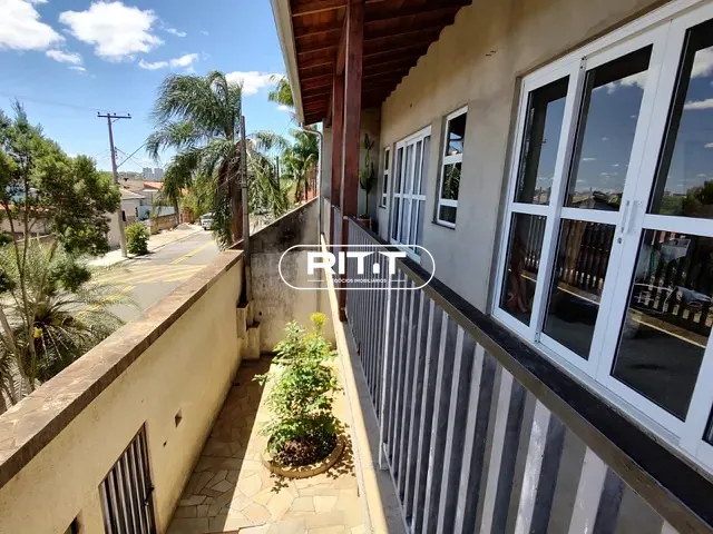 Casa com 250m² 3 quartos e 2 banheiros, à venda, no bairro Parque Jambeiro em Campinas