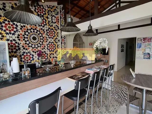 Casa com 525m², para alugar, no bairro Jardim Santa Genebra II (Barão Geraldo) em Campinas