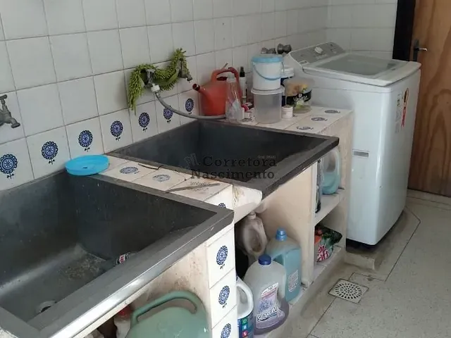 Casa com 342m² 4 quartos e 2 banheiros, à venda, no bairro Centro em Jacareí