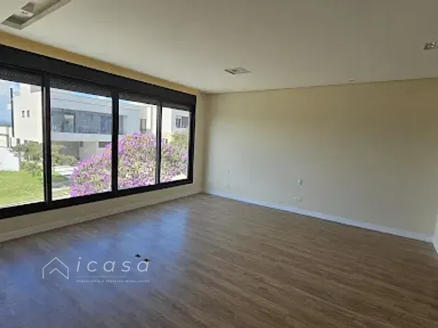 Casa com 485m² 3 quartos e 4 banheiros, à venda, no bairro Condomínio Residencial Alphaville II em São José dos Campos