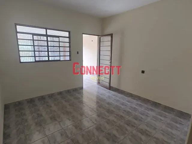 Casa com 125m² 2 quartos e 1 banheiro, à venda, no bairro Ipiranga em Ribeirão Preto
