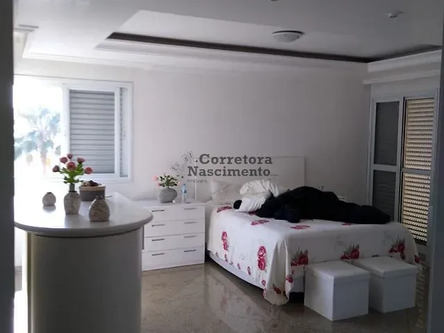 Casa com 1545m² 4 quartos e 1 banheiro, à venda, no bairro Parque Residencial Santa Paula em Jacareí