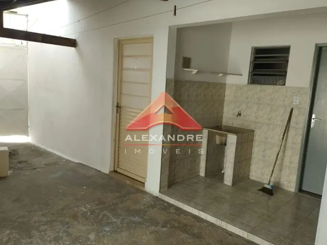 Casa com 236m² 2 quartos e 2 banheiros, à venda, no bairro Jardim Paulista em São José Dos Campos