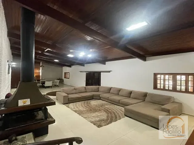 Casa com 935m² 3 quartos e 4 banheiros, à venda, no bairro Jardim Paulista em Atibaia