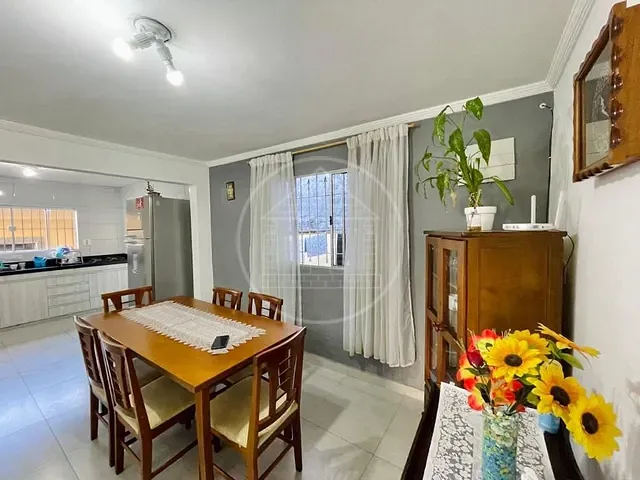 Casa com 250m² 4 quartos e 2 banheiros, à venda, no bairro Jardim São Bernardo em São Paulo