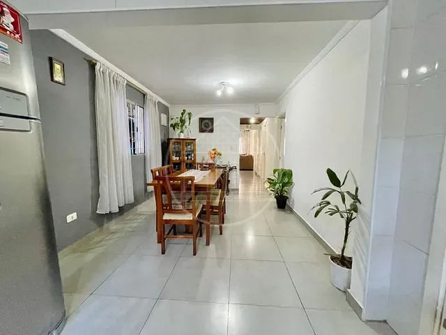Casa com 250m² 4 quartos e 2 banheiros, à venda, no bairro Jardim São Bernardo em São Paulo