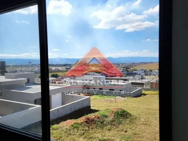 Casa com 250m² 3 quartos e 1 banheiro, à venda, no bairro Residencial Colinas em Caçapava