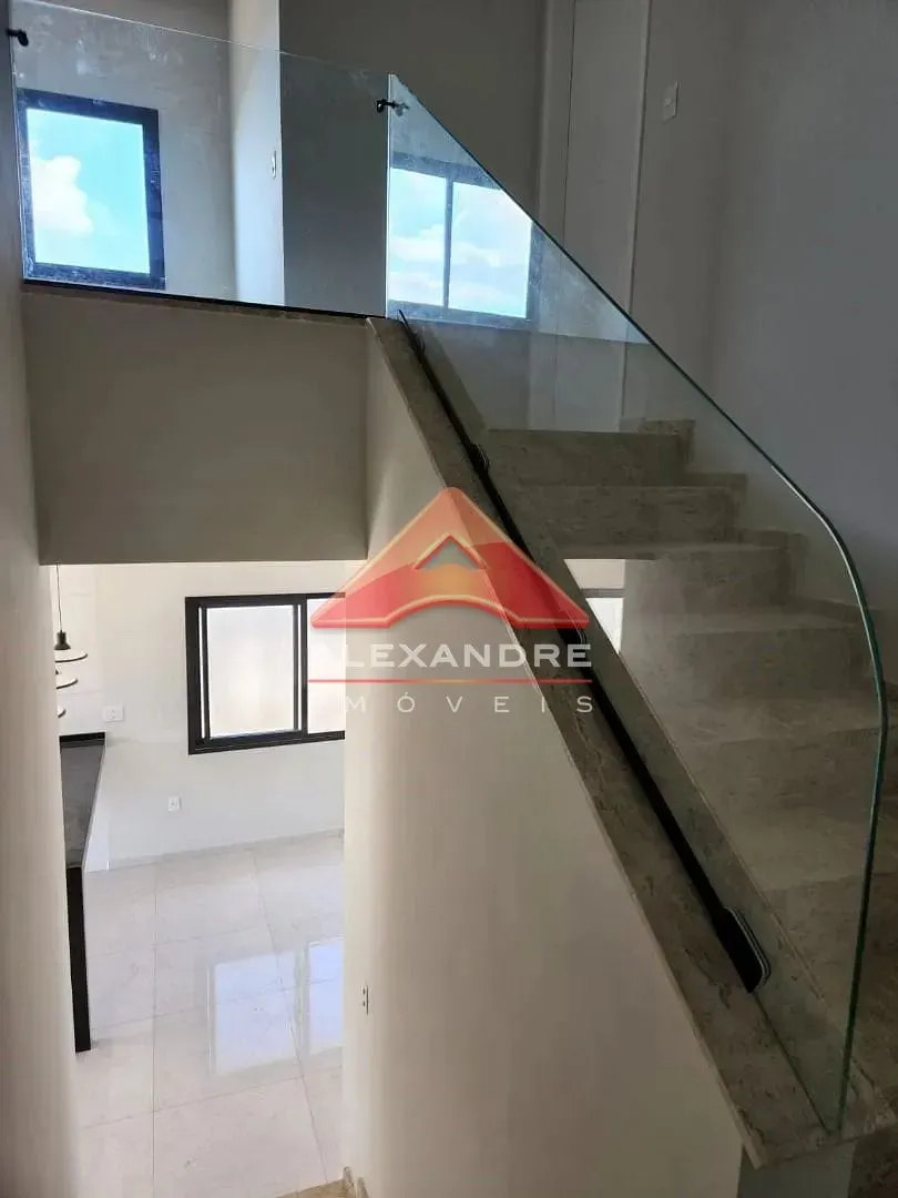 Casa, 3 quartos, 182 m² - Foto 2