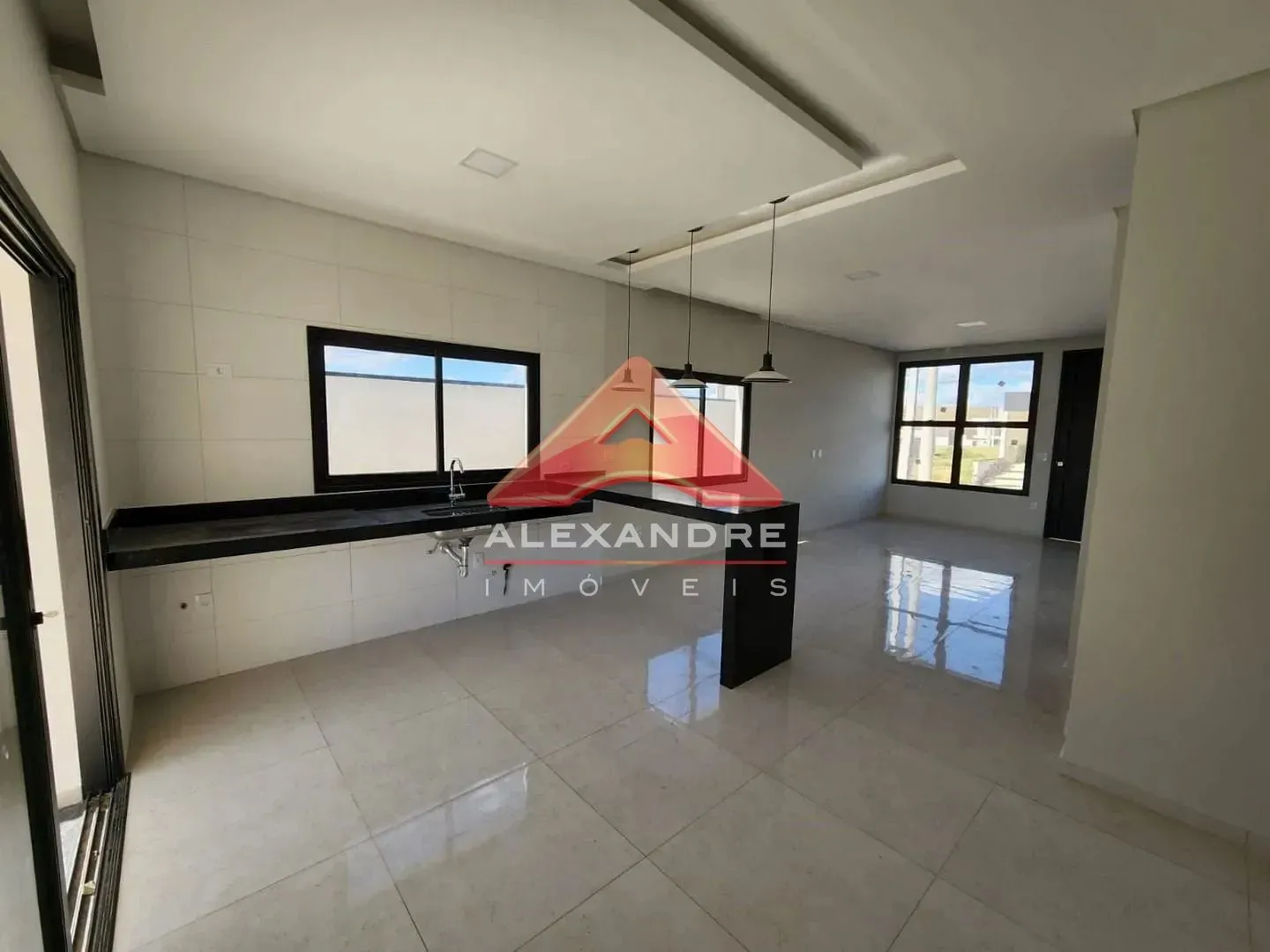 Casa, 3 quartos, 182 m² - Foto 3