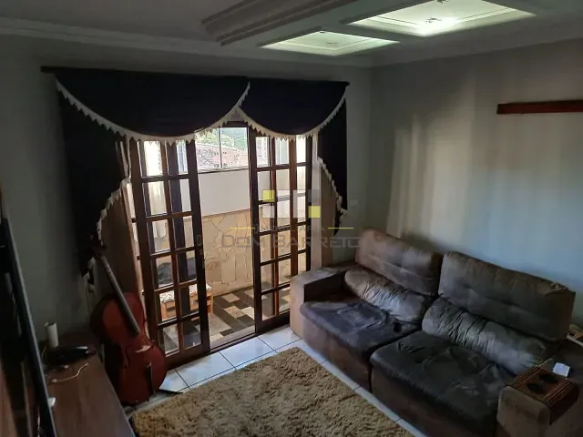 Casa com 125m² 2 quartos e 1 banheiro, à venda, no bairro Jardim Lucélia em Sumaré