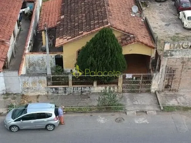 Casa com 308m² 2 quartos e 1 banheiro, à venda, no bairro Vila Passos em Lorena