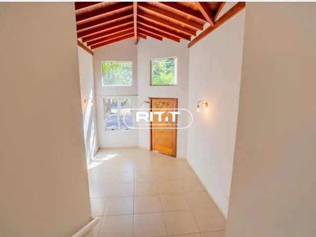 Casa com 300m² 3 quartos e 3 banheiros, para alugar, no bairro Betel em Paulínia