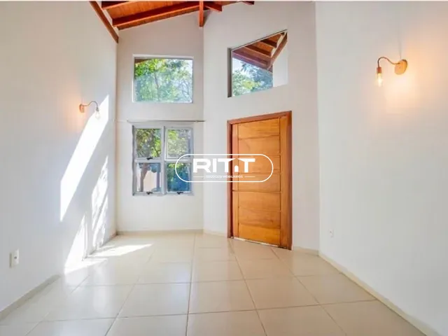 Casa com 300m² 3 quartos e 3 banheiros, para alugar, no bairro Betel em Paulínia