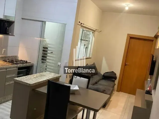 Casa 2 quartos e 1 banheiro, à venda, no bairro Cará-cará em Ponta Grossa