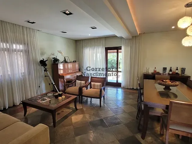 Casa com 687m² 4 quartos e 4 banheiros, à venda, no bairro Parque Residencial Aquarius em São José dos Campos