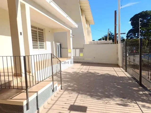Casa com 300m² 4 quartos e 2 banheiros, para alugar, no bairro Jardim Alvorada em Sumaré