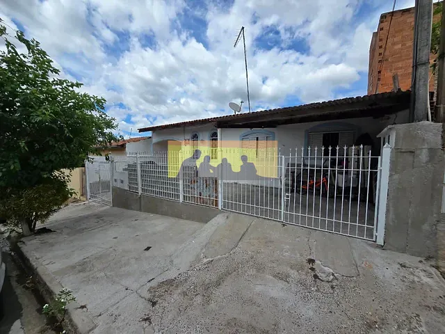 Casa com 251m² 5 quartos e 3 banheiros, à venda, no bairro Jardim São Gonçalo em Campinas