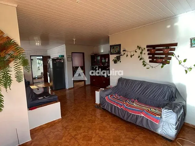 Casa com 495m² 4 quartos e 4 banheiros, à venda, no bairro Uvaranas, Jardim Paraíso em Ponta Grossa