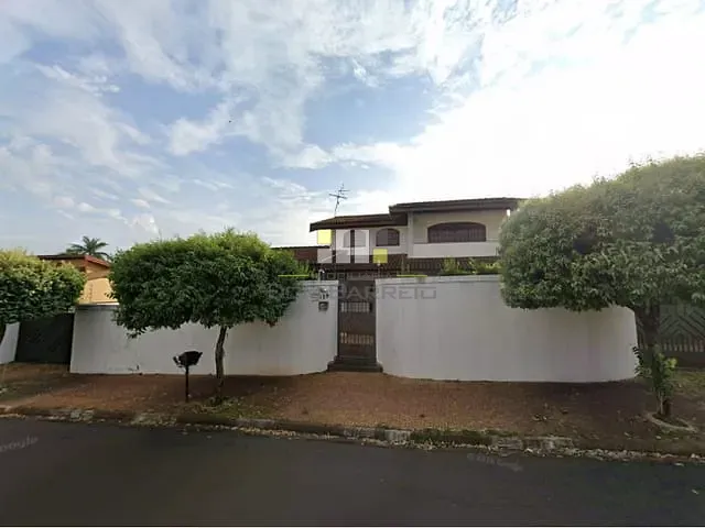Casa com 775m² 4 quartos e 2 banheiros, para alugar, no bairro Parque Residencial Versailles em Sumaré