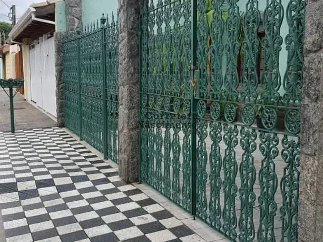 Casa com 212m², à venda, no bairro Parque Itamarati em Jacareí