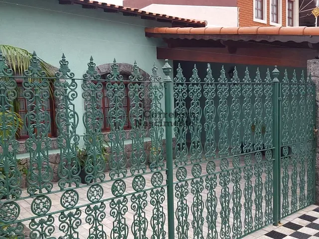 Casa com 212m², à venda, no bairro Parque Itamarati em Jacareí