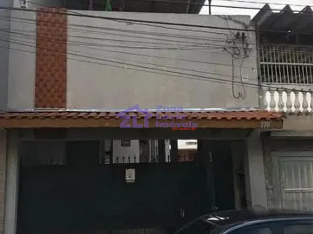 Casa com 220m² 26 quartos e 4 banheiros, à venda, no bairro Vila Buenos Aires em São Paulo
