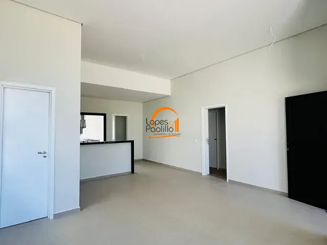 Casa com 555m² 3 quartos e 4 banheiros, à venda, no bairro San Fernando Valley em Atibaia