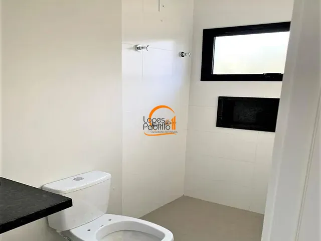 Casa com 555m² 3 quartos e 4 banheiros, à venda, no bairro San Fernando Valley em Atibaia