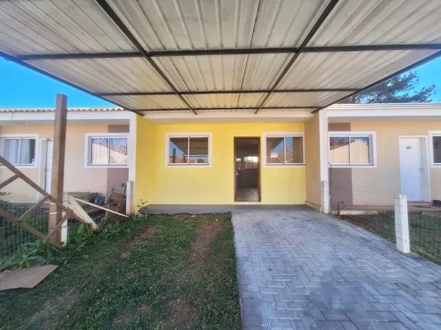 Locação - Casa com 2 quartos, 1 vaga coberta, 50 m² - Cará-Cará, Ponta Grossa.