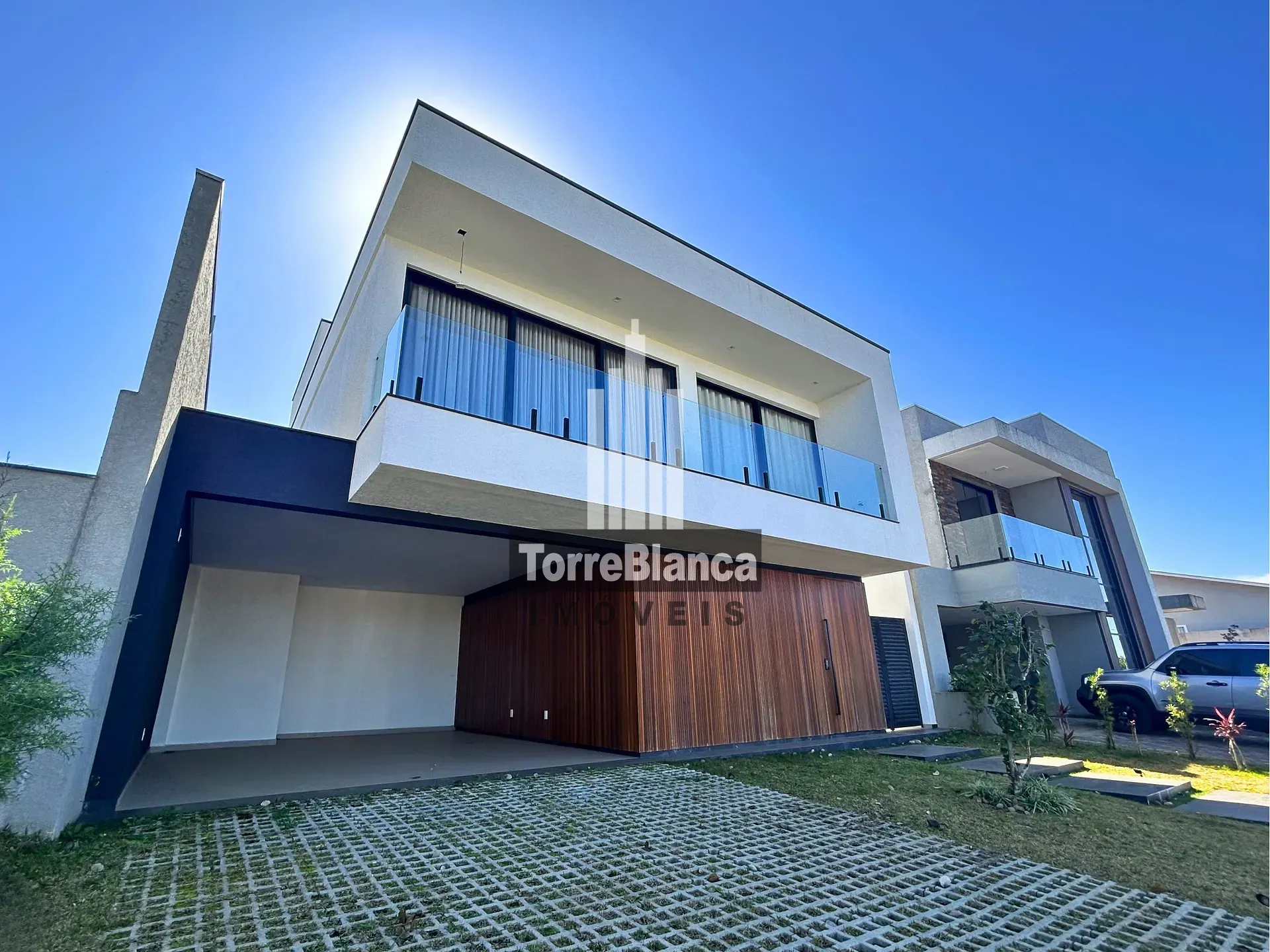 Casa, 3 quartos, 215 m² - Foto 1
