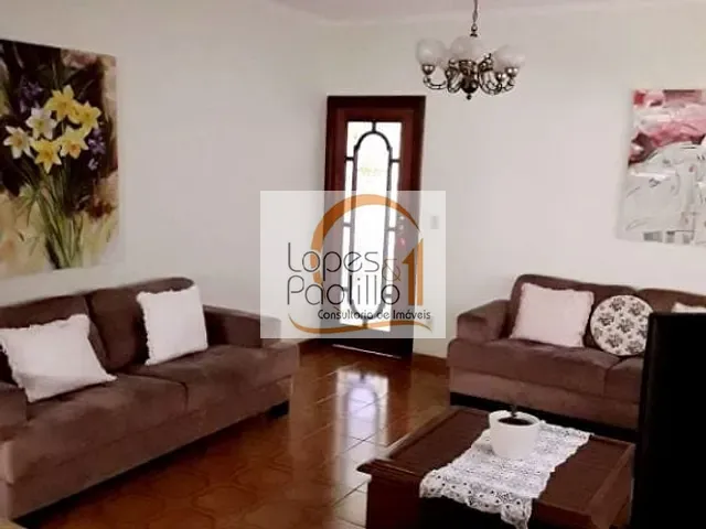Casa com 454m² 4 quartos e 1 banheiro, para alugar, no bairro Centro em Atibaia