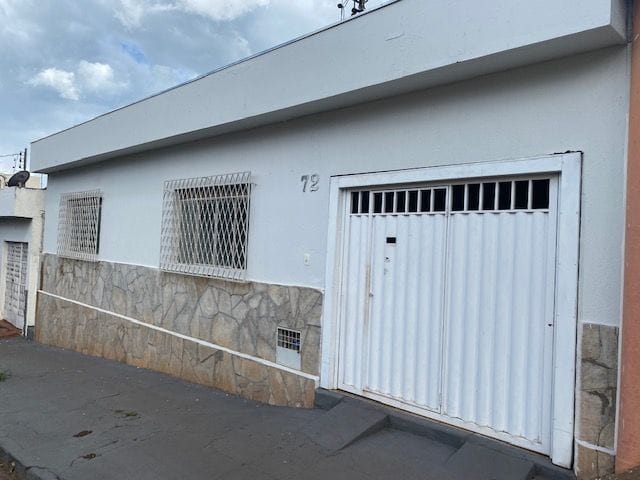 Foto do Casa - Casa com 3 dormitórios, 138 m² - venda por R$ 350.000,00 ou aluguel por R$ 1.200,00/mês - Mercês - Uberaba/MG | ZUCATO IMOBILIARIA LTDA