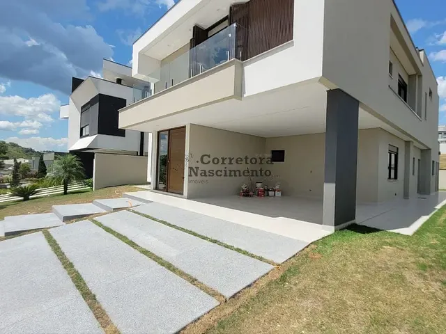 Casa com 450m² 4 quartos e 5 banheiros, à venda, no bairro Urbanova em São José dos Campos