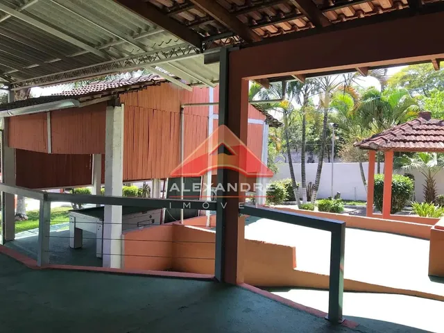 Casa com 1960m² 2 quartos e 2 banheiros, à venda, no bairro Santa Herminia em São José Dos Campos