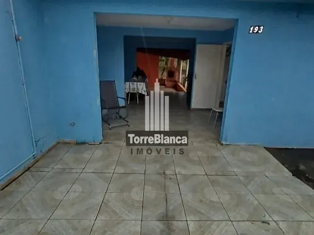 Casa com 360m² 3 quartos e 2 banheiros, à venda, no bairro Contorno em Ponta Grossa