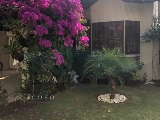 Casa com 250m² 4 quartos e 4 banheiros, à venda, no bairro Urbanova em São José dos Campos
