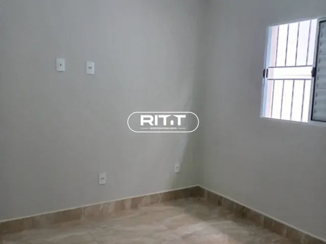 Casa com 160m² 2 quartos e 2 banheiros, à venda, no bairro Parque Bellaville em Hortolândia