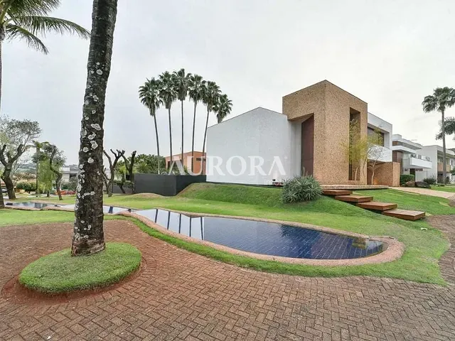 Casa com 800m² 4 quartos e 7 banheiros, à venda, no bairro Royal Park Residence & Resort em Londrina