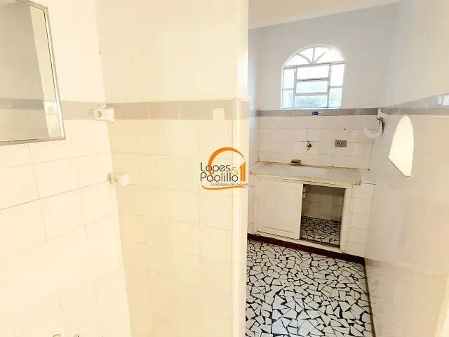Casa com 87m² 1 quarto e 1 banheiro, para alugar, no bairro Centro em Atibaia