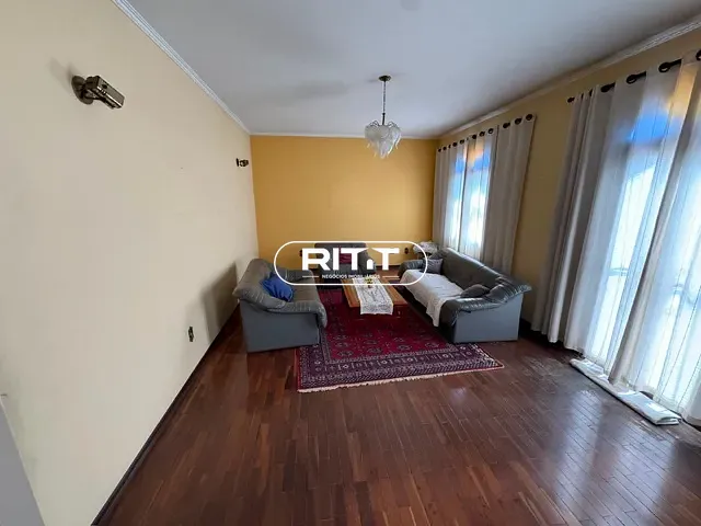 Casa com 310m² 3 quartos e 2 banheiros, à venda, no bairro Jardim Carlos Lourenço em Campinas
