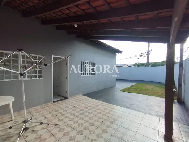 Casa com 184m² 3 quartos e 2 banheiros, à venda, no bairro Conjunto Habitacional Champagnat em Londrina