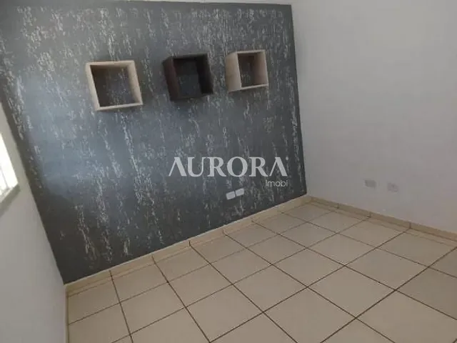 Casa com 184m² 3 quartos e 2 banheiros, à venda, no bairro Conjunto Habitacional Champagnat em Londrina