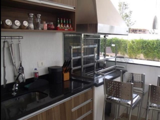 Casa com 454m² 4 quartos e 6 banheiros, à venda ou para alugar, no bairro Alphaville em Santana de Parnaíba