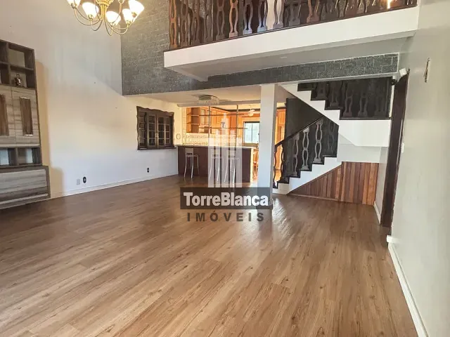 Casa com 437m² 3 quartos e 3 banheiros, à venda, no bairro Jardim Carvalho em Ponta Grossa