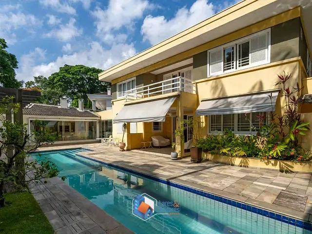 Casa com 2350m² 5 quartos e 9 banheiros, à venda, no bairro Chácara Monte Alegre em São Paulo