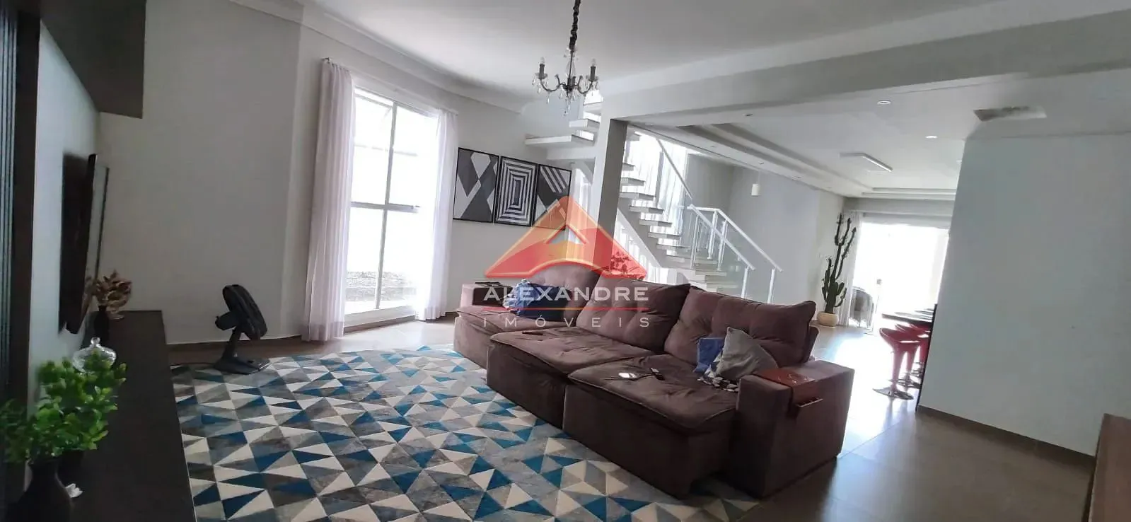 Casa, 3 quartos, 256 m² - Foto 2
