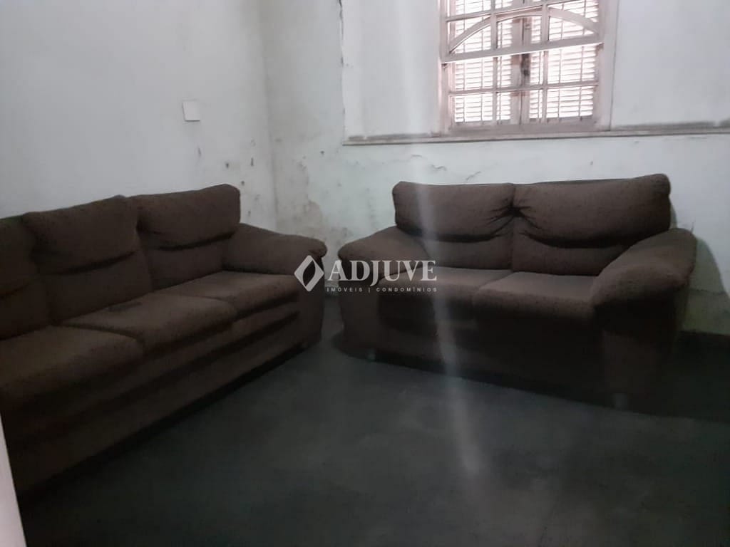 Casa à venda e aluguel com 5 quartos, 10m² - Foto 15